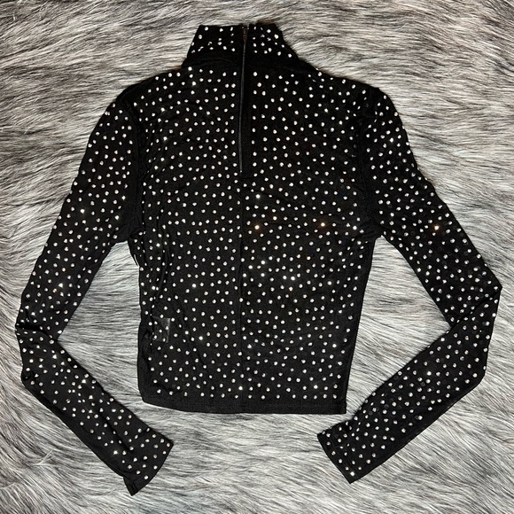 Embellished Long Sleeve - Picture 4 of 5